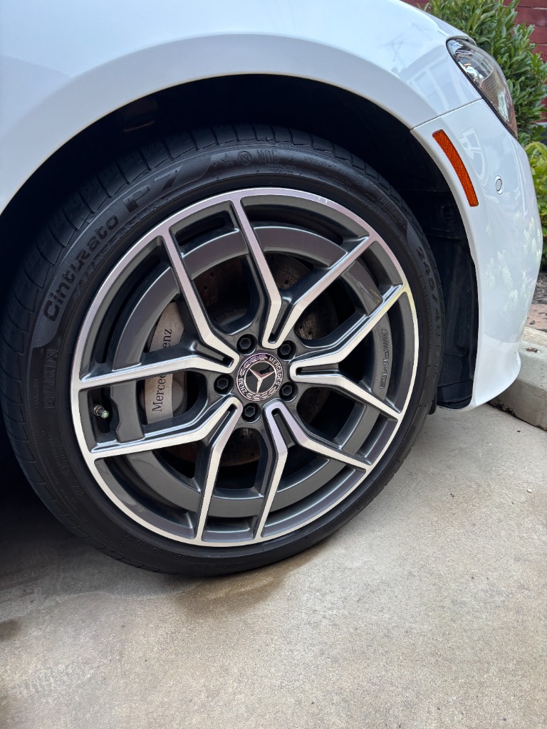Mercedes-Benz AMG Multi-Spoke - AMG Multi-Spoke Wheel Cleanse & Ceramic Sealant
